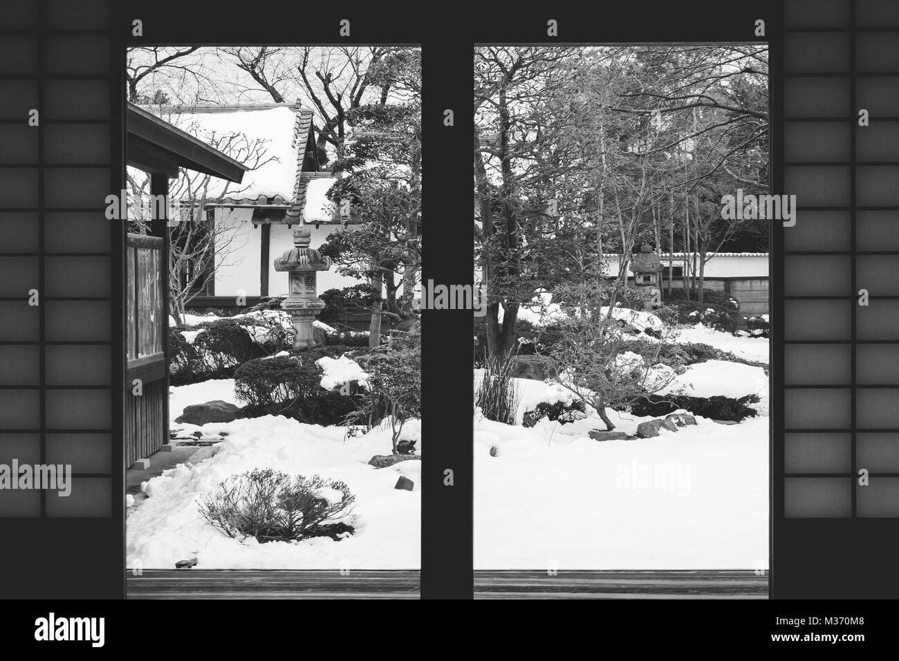 Abstract image en noir et blanc de terrasse en bois et sol en bois prix à l'intérieur du château en hiver Kawagoe Kawagoe au Japon, saisonnière Banque D'Images