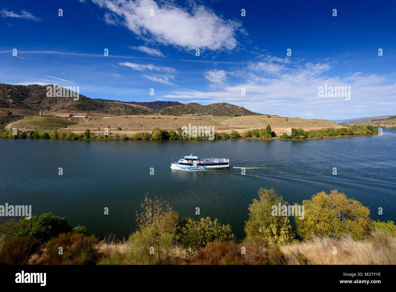 Bateau de croisière sur le fleuve Douro, Portugal, Europe Banque D'Images