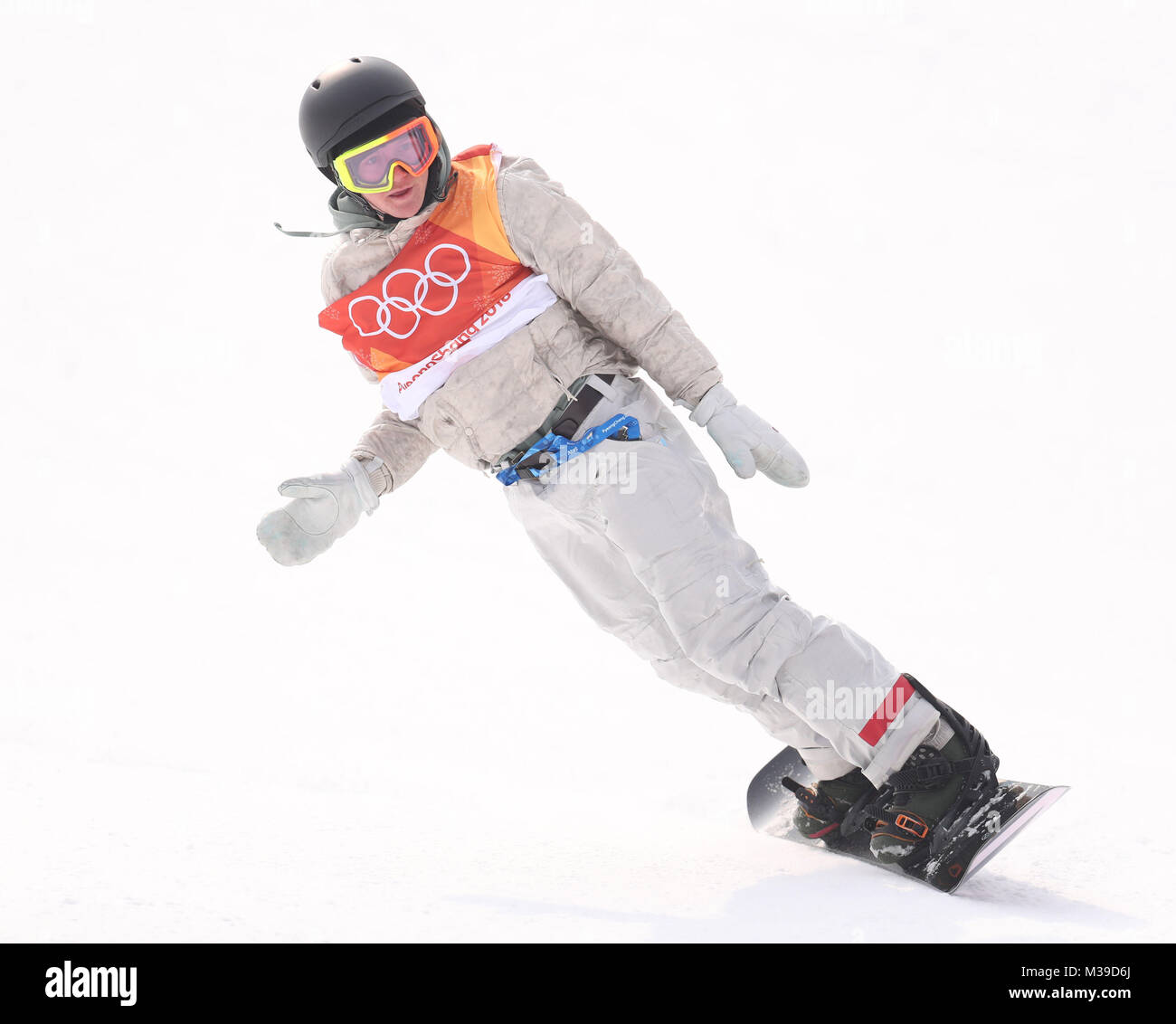 USA's Gerard Redmond lors de son premier run de qualification pour les hommes de Slopestyle Snowboard aux Jeux Olympiques d'hiver de 2018 à PyeongChang en Corée du Sud. Banque D'Images
