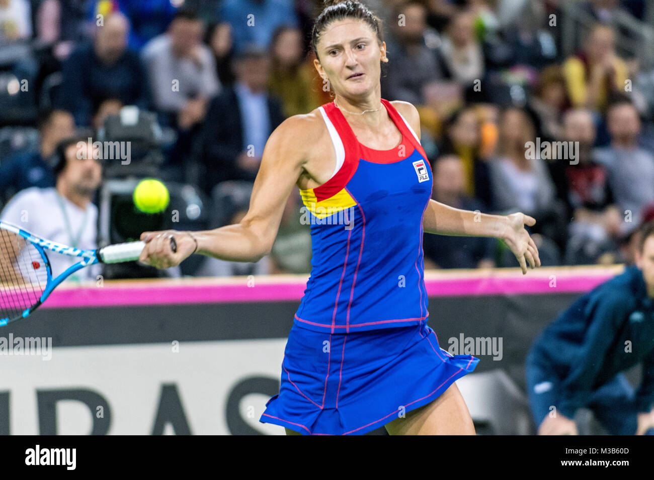 10 février 2018 : Irina Jomond" > (ROU) lors de la Fed Cup par BNP 2018 match entre la Roumanie et le Canada à La Sala Polivalenta, Cluj-Napoca, Roumanie ROU. Copyright : Cronos/Catalin Soare Banque D'Images