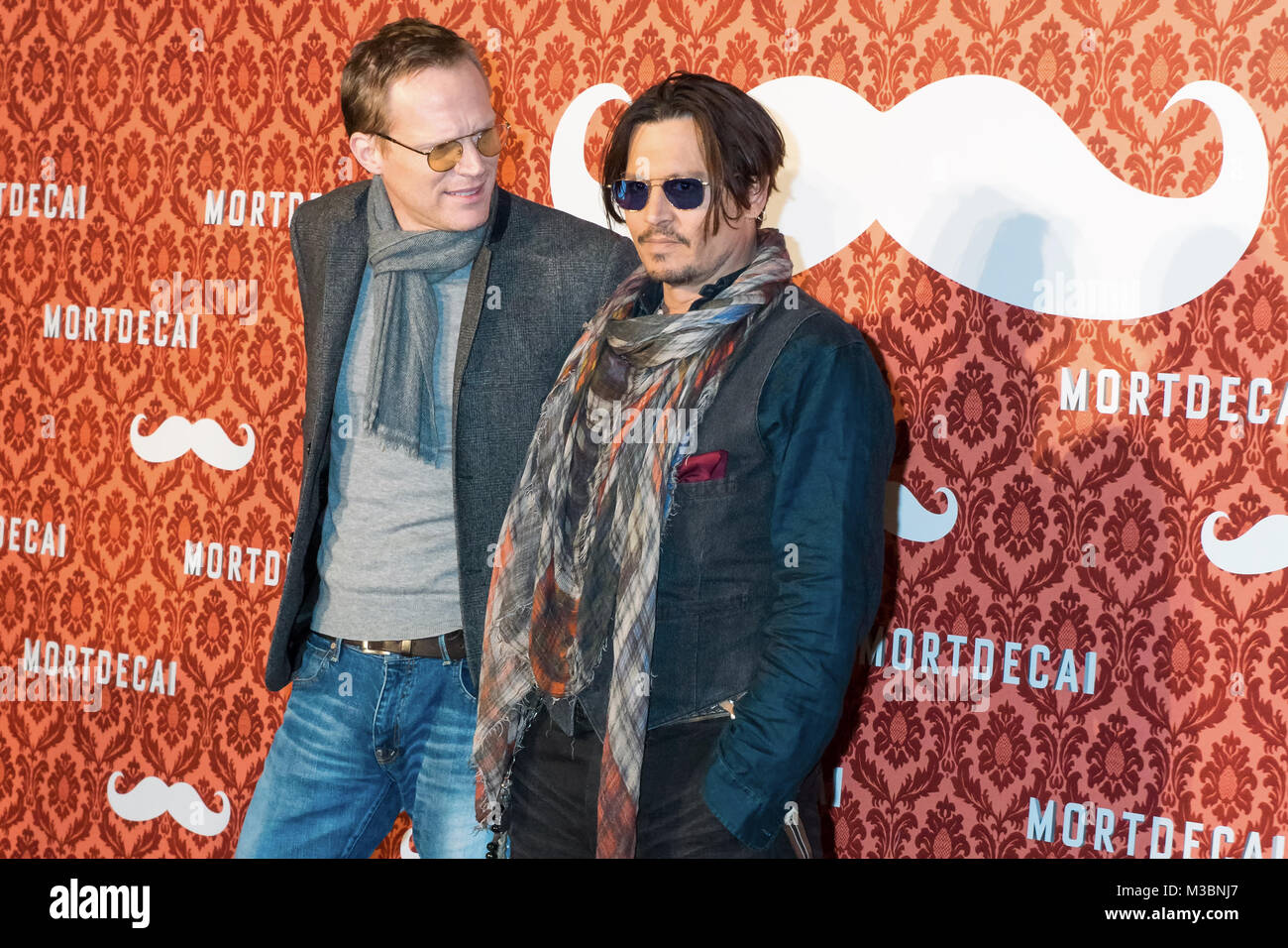 Paul Bettany und Johnny Depp beim Fotocall - Teilzeitgauner Mortdecai zu der im Berliner Hotel Adlon Kempinski. Banque D'Images