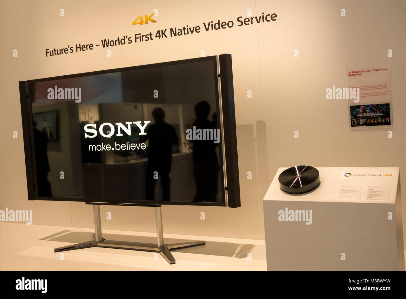 4K LED TV Fernseher mit Media Player 4K Sony bei der Pressekonferenz Halle  4.2 auf der Berliner Funkausstellung Photo Stock - Alamy