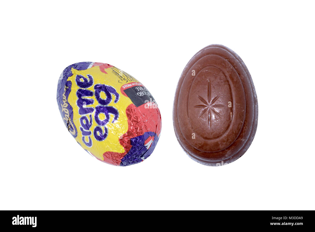 Cadbury Creme Œufs, une gâterie au chocolat de Pâques Banque D'Images