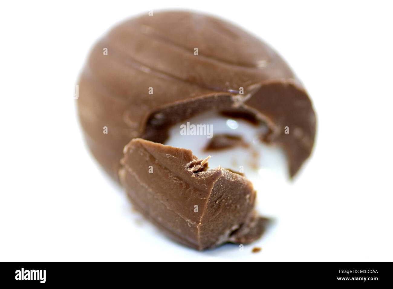 Cadbury Creme Egg, une gâterie au chocolat de Pâques Banque D'Images