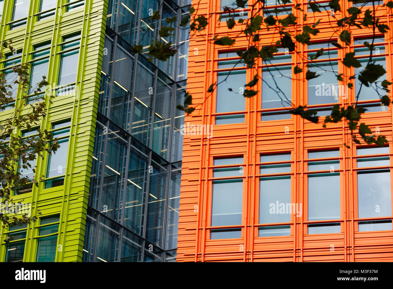 Bâtiment moderne en verre et acier bureau extérieur du bâtiment Central London UK Banque D'Images