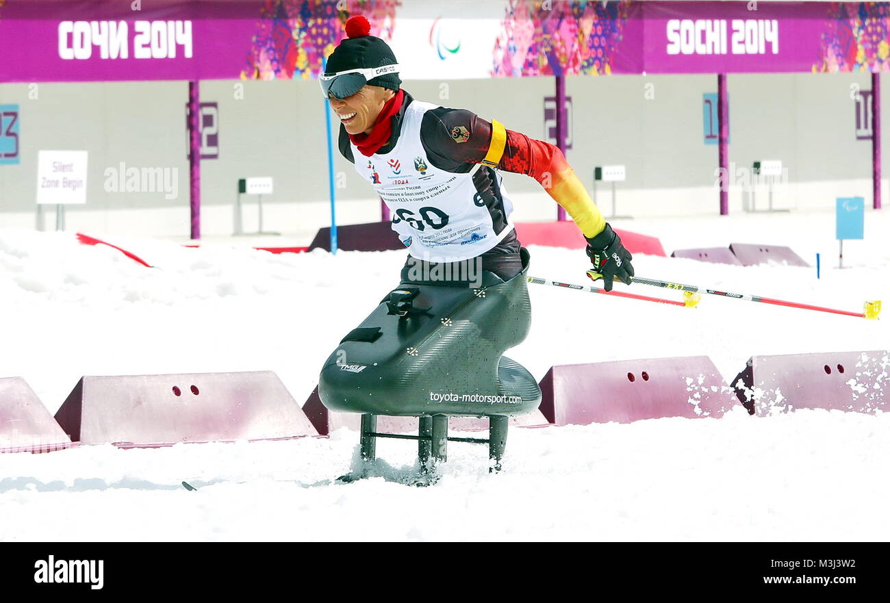 Andrea ESKAU (Magdeburg) - Erstes der deutschen Formation Paralympischen Mannschaft dans Sotschi Sotschi 2014 Jeux paralympiques Jeux paralympiques d'hiver de Sotchi / 2014 Banque D'Images