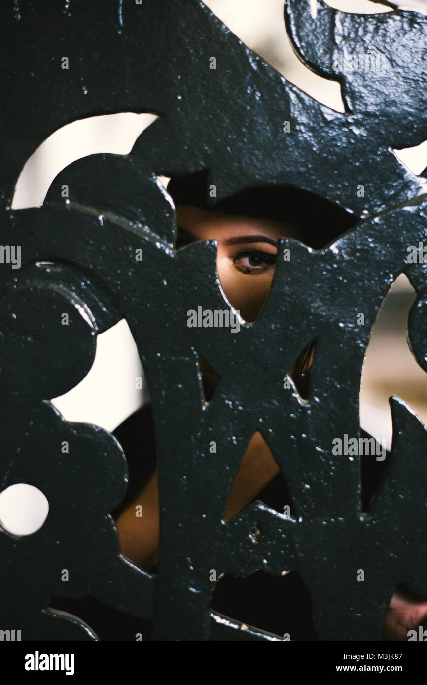 Londres, Royaume-Uni. Feb 11, 2018. Londres est une foire commerciale internationale pour des centaines de nouvelles alternatives de la culture, de la mode, de la chaussure et marques de style. Les blogueurs,commerçants, et les modèles présents. Crédit : Simon King/Alamy Live News Banque D'Images