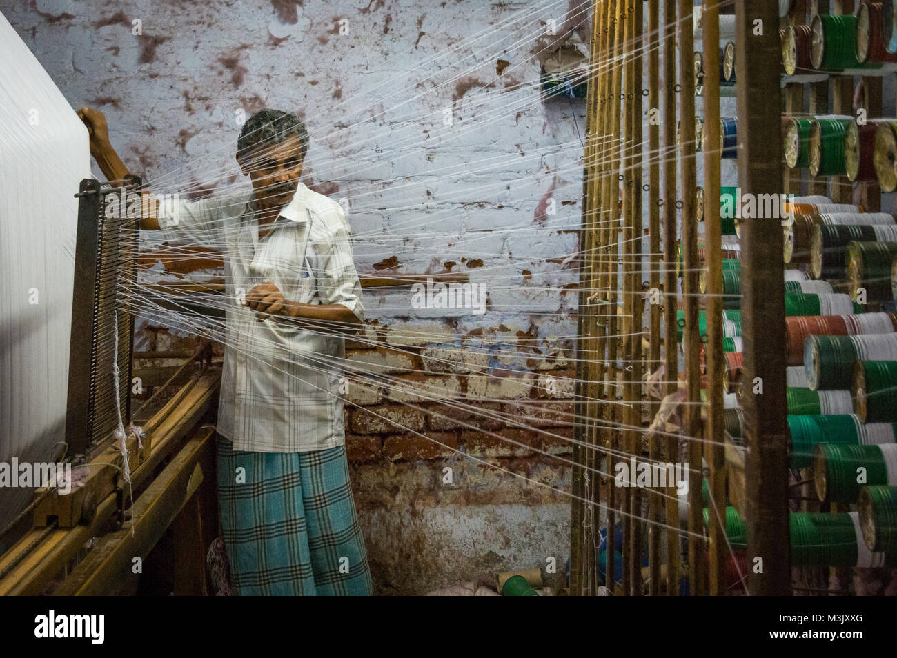 Weaver au travail à Madurai, Inde Banque D'Images