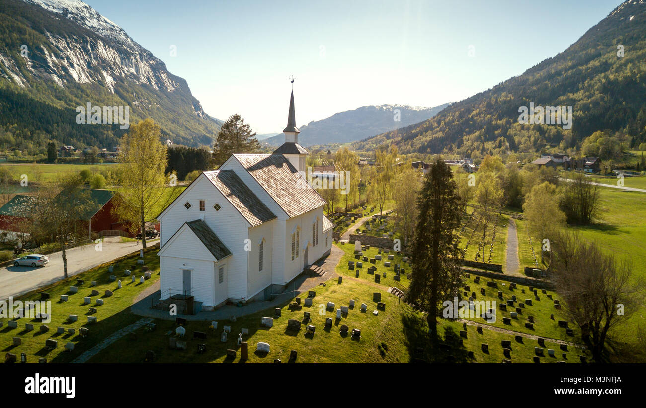 Ancienne église catholique en bois en Norvège Banque D'Images