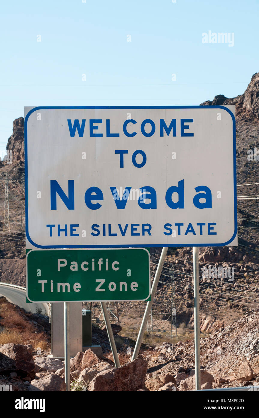 Le Nevada. Bienvenue l'état signe avec fuseau horaire du Pacifique. Banque D'Images