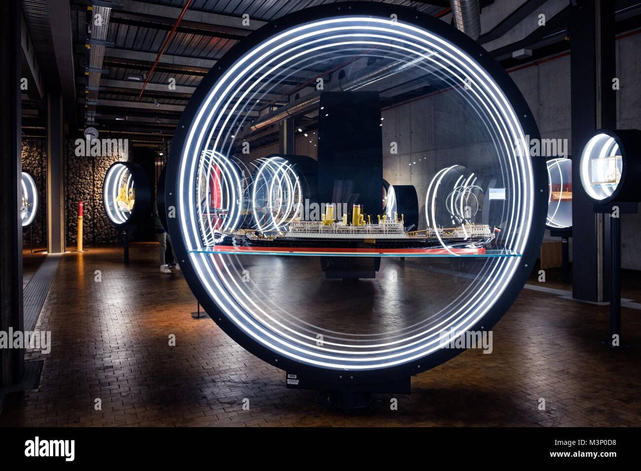 Berlin, Allemagne - Février 2018 : bateaux, dans l'intérieur de l'exposition modèle Musée allemand de la technologie (Deutsches Technikmuseum). Banque D'Images