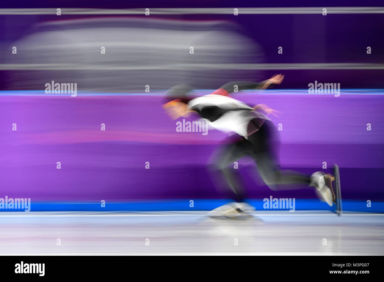 Incheon, Corée. 10 fév, 2018. Speed scater en action pendant les Jeux Olympiques d'3000m course de patinage de vitesse de la femme à l'ovale à Gangneung Gangneung, Corée du Sud, le 10 février 2018. Credit : Michal Kamaryt/CTK Photo/Alamy Live News Banque D'Images