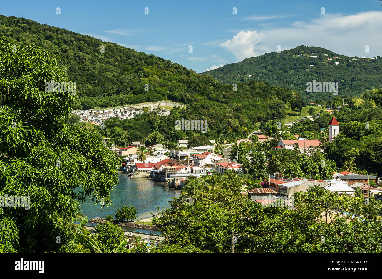 Deshaies village guadeloupe Banque de photographies et d’images à haute