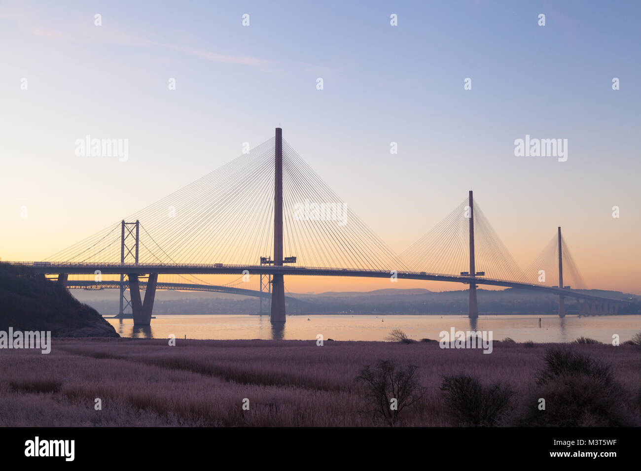 Le Queensferry Crossing sur le Firth of Forth de North Queensferry Fife en Écosse. Banque D'Images