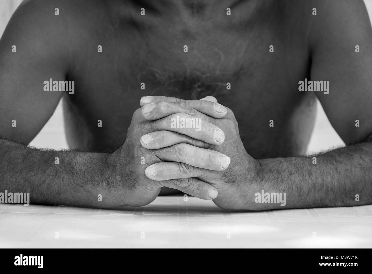 Les mains d'une vie de travail Banque D'Images