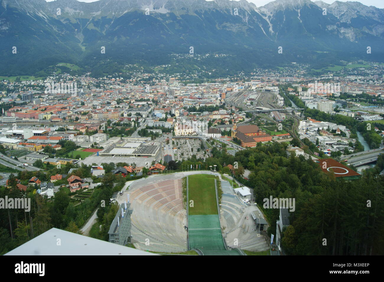 La ville d'Innsbruck à partir du saut à ski de Bergisel Banque D'Images