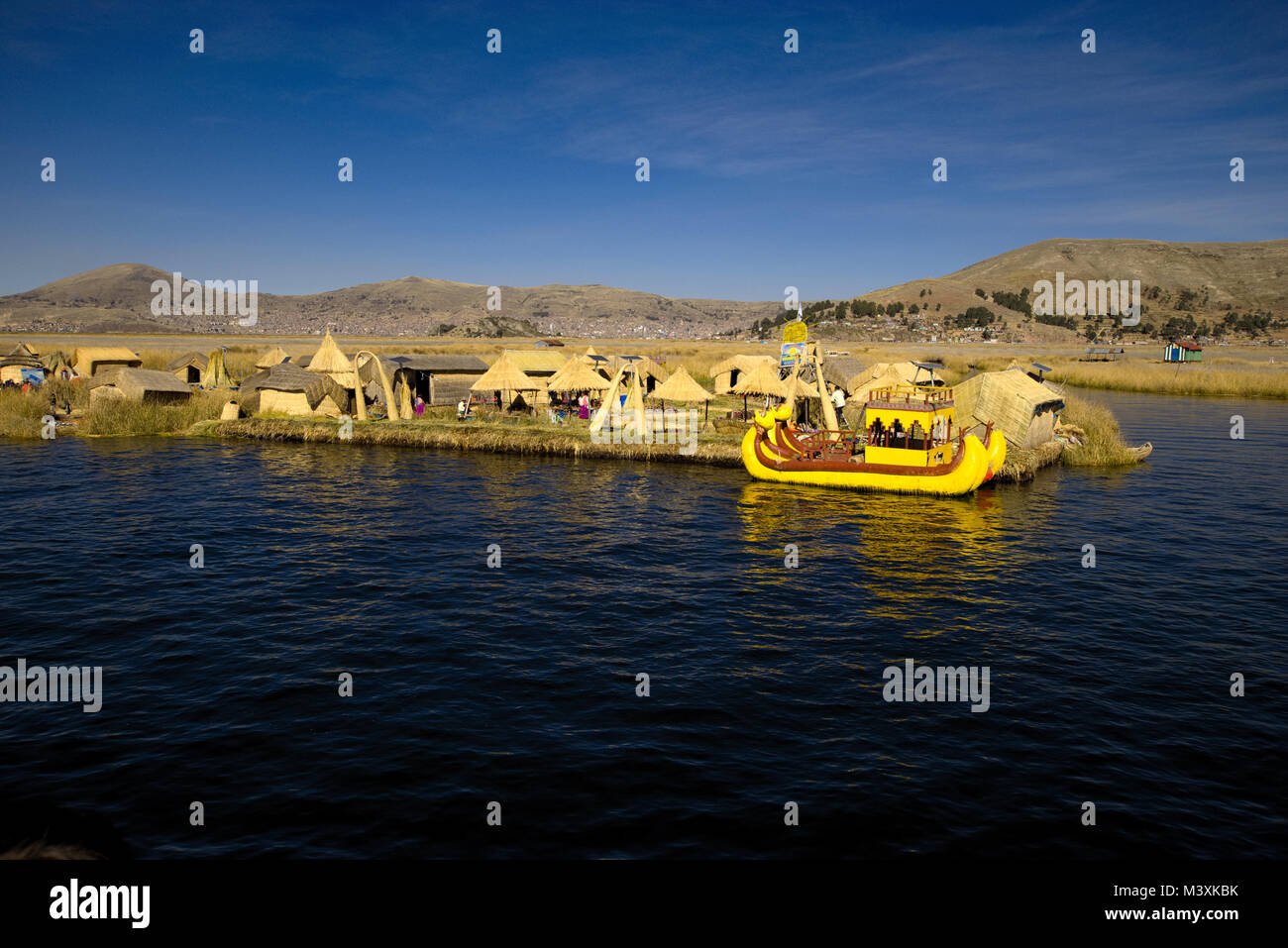 L'Île flottante, lac Titicaca au Pérou Banque D'Images