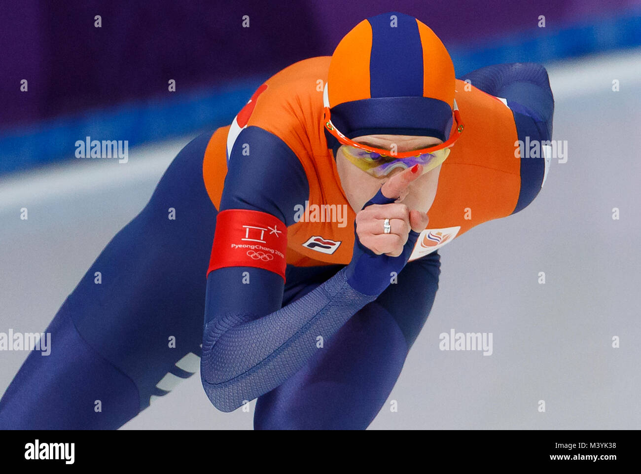 Gangneung, Corée du Sud. 12 Février, 2018. IREEN WUST néerlandais remporte la médaille d'or dans l'épreuve féminine du 1500m en patinage de vitesse à l'occasion des Jeux Olympiques d'hiver de PyeongChang 2018 à Gangneung ovale. Crédit : Paul Kitagaki Jr./ZUMA/Alamy Fil Live News Banque D'Images