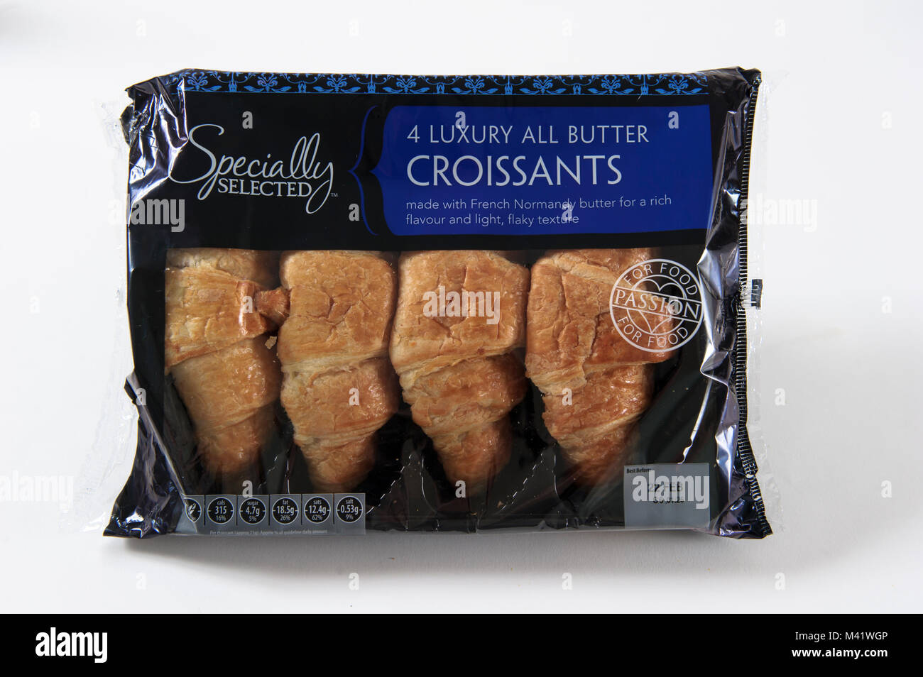 Supermarché Aldi propre marque de luxe Croissants au beurre il y a spécialement sélectionné. Banque D'Images