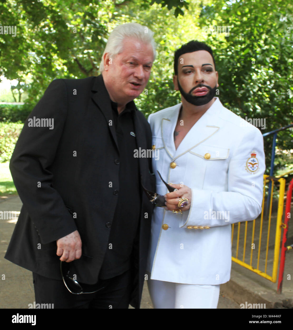 Harald Glööckler avec partner Dieter Schroth Banque D'Images