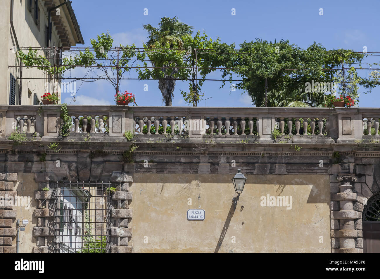 Lucca, place Piazza San Martino, Toscane, Italie Banque D'Images