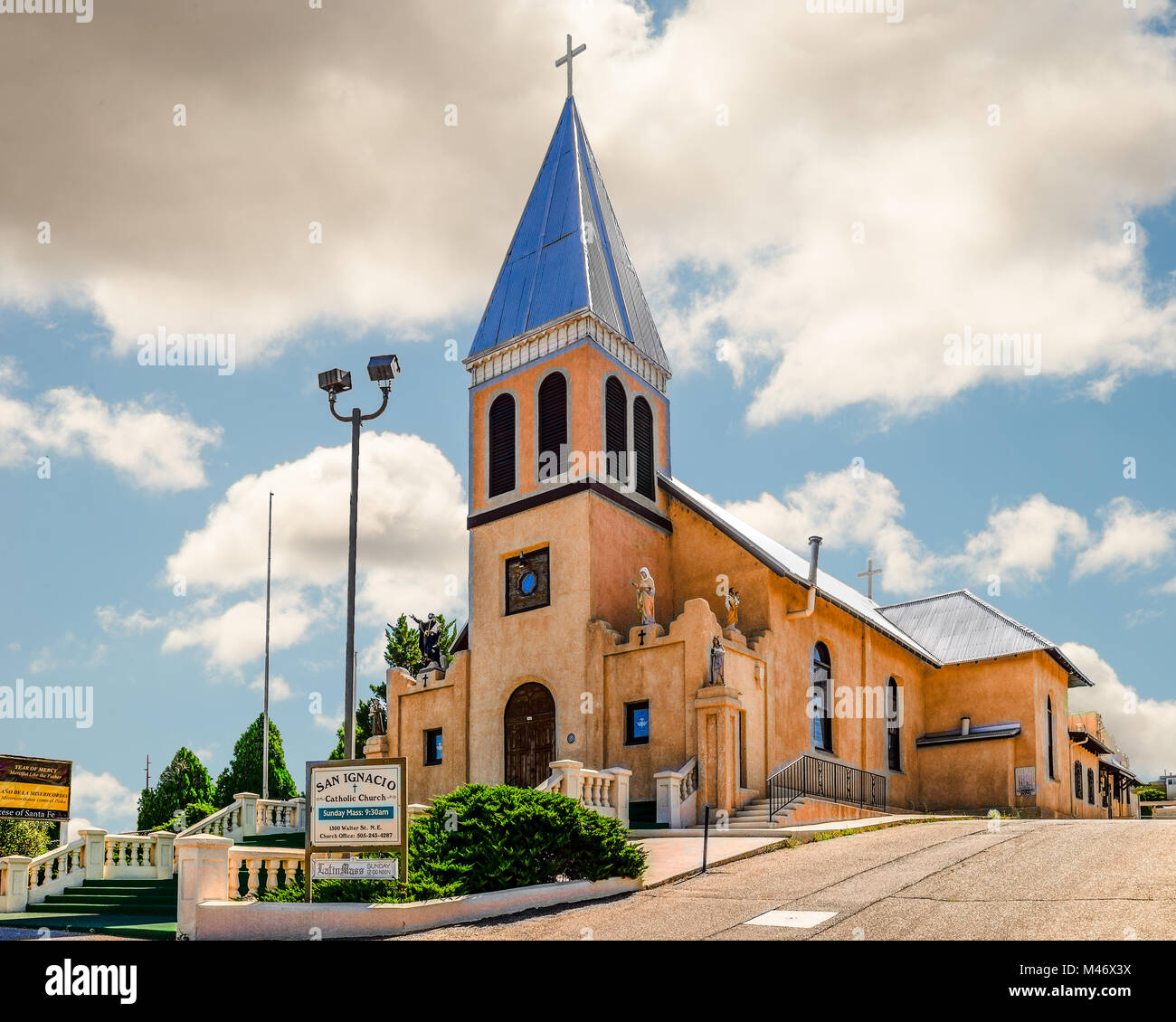 Église de San Ignacio situé à 1300 Walter St., NW, Albuquerque, Nouveau Mexique Banque D'Images