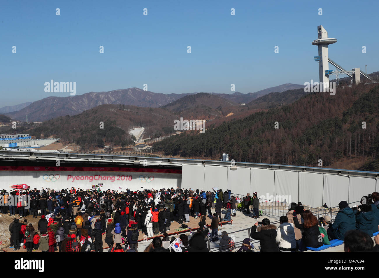 Pyeongchang, Corée du Sud. Feb 15, 2018. Vue générale : squelette squelette pour hommes à la chaleur au cours de la centrale coulissante olympiques PyeongChang Jeux Olympiques d'hiver de 2018 à Pyeongchang, Corée du Sud . Credit : YUTAKA/AFLO/Alamy Live News Banque D'Images