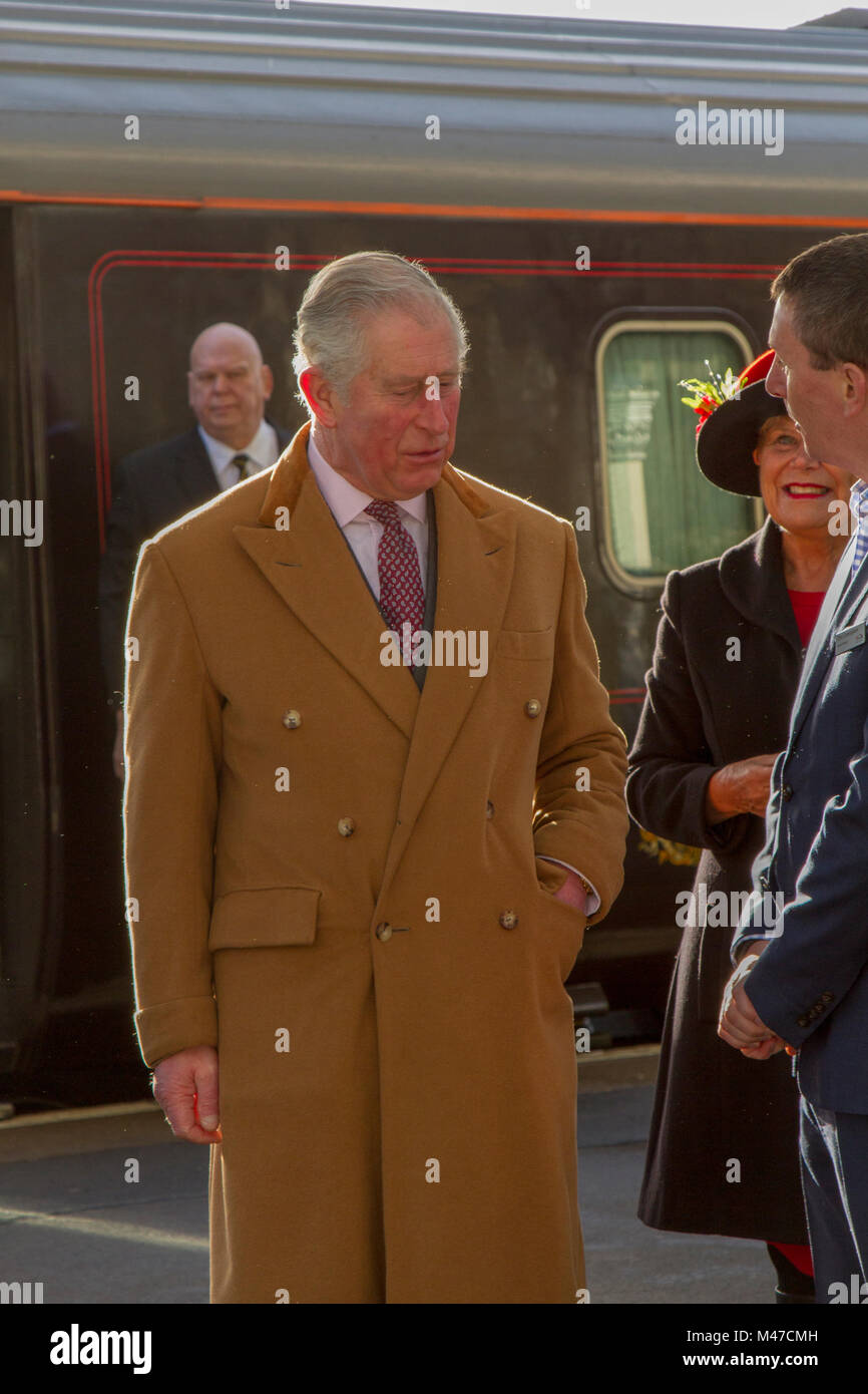 Durham, Royaume-Uni. Feb 15, 2018. Son Altesse Royale le Prince de Galles arrive à la gare de Durham sur une visite de la ville Crédit : Vivien Kent/Alamy Live News Banque D'Images