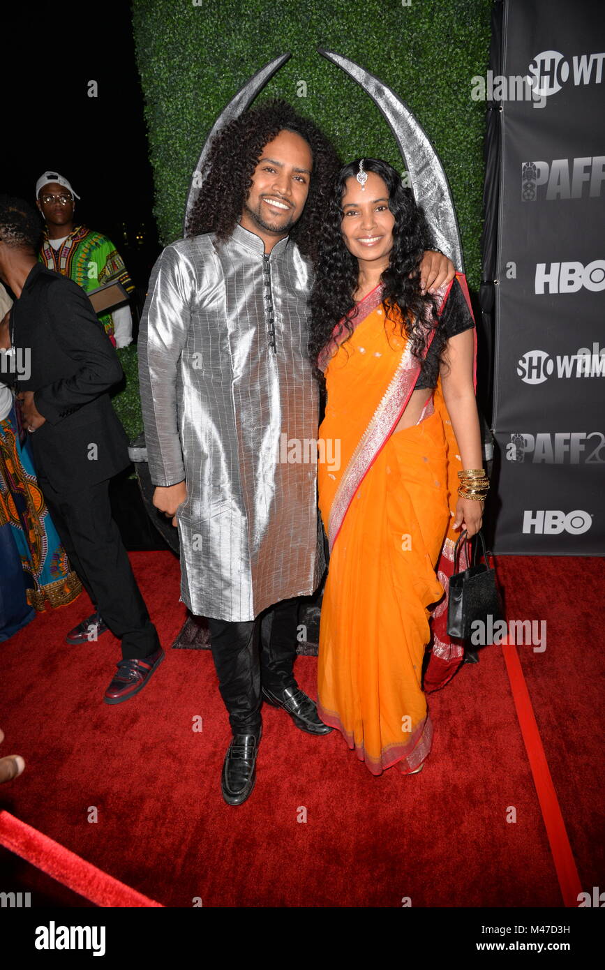 Los Angeles, CA, USA. Feb 14, 2018. Marley Van Peebles, Chitra Sukhu Van Peebles en 2018 Pan African Film Festival ''Black Panther' chez Cinemark Dépistage Baldwin Hills le 14 février 15, 2018 à Los Angeles, Californie. Credit : Koi Sojer/Snap'n u Photos/media/Alamy Punch Live News Banque D'Images