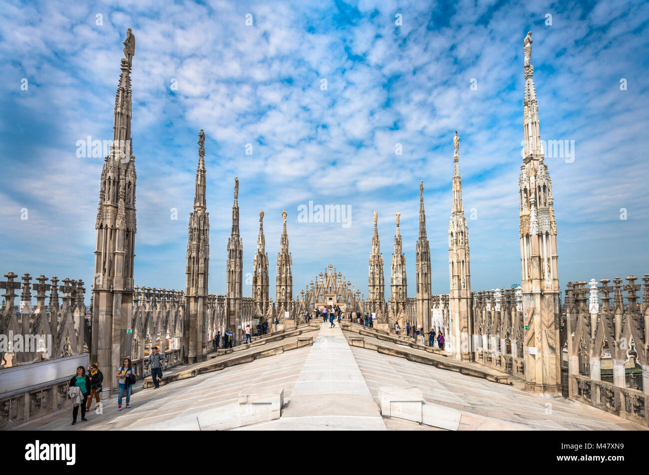 Terrasses de la cathédrale de Milan, Lombardie, Italie Banque D'Images