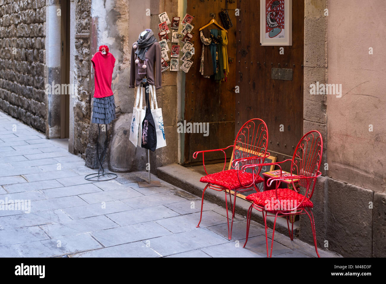 Boutiques et magasins dans le quartier de La Ribera Barcelona Banque D'Images