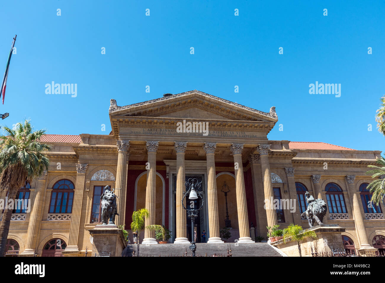 Le magnifique Teatro Massimo de Palerme, Sicile Banque D'Images