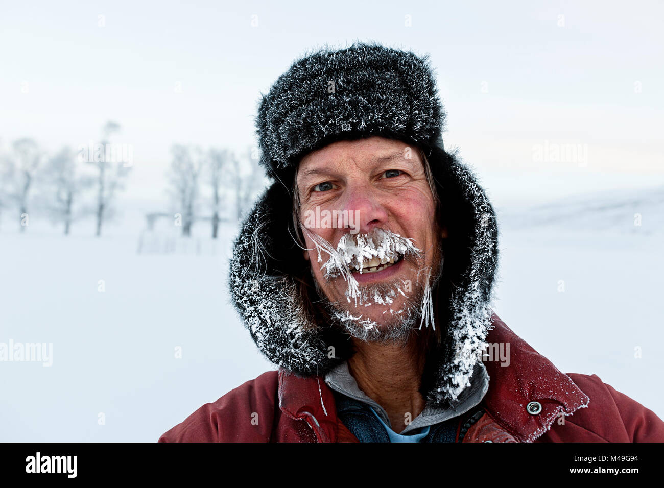 L Homme Avec De La Glace Dans Sa Barbe Sur Un Jour Froid Glacial Le Parc National De Yellowstone Wyoming Usa Fevrier 16 Parution Du Modele Photo Stock Alamy L Homme Avec De La Glace Dans Sa Barbe Sur Un Jour Froid Glacial Le Parc National De Yellowstone Wyoming Usa Fevrier 16 Parution Du Modele Photo Stock Alamy