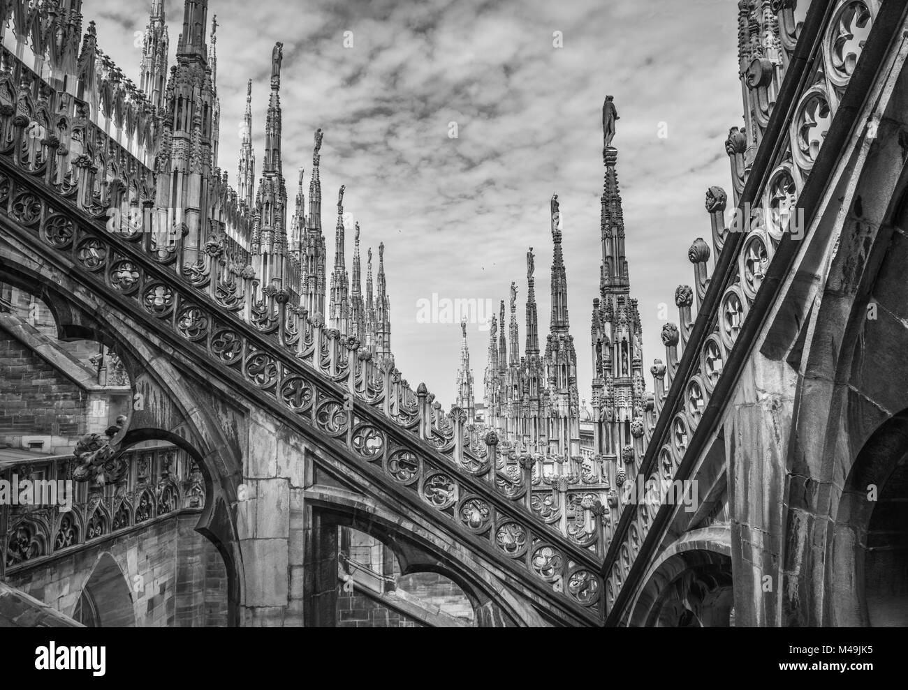 Terrasses de la cathédrale de Milan, Lombardie, Italie Banque D'Images