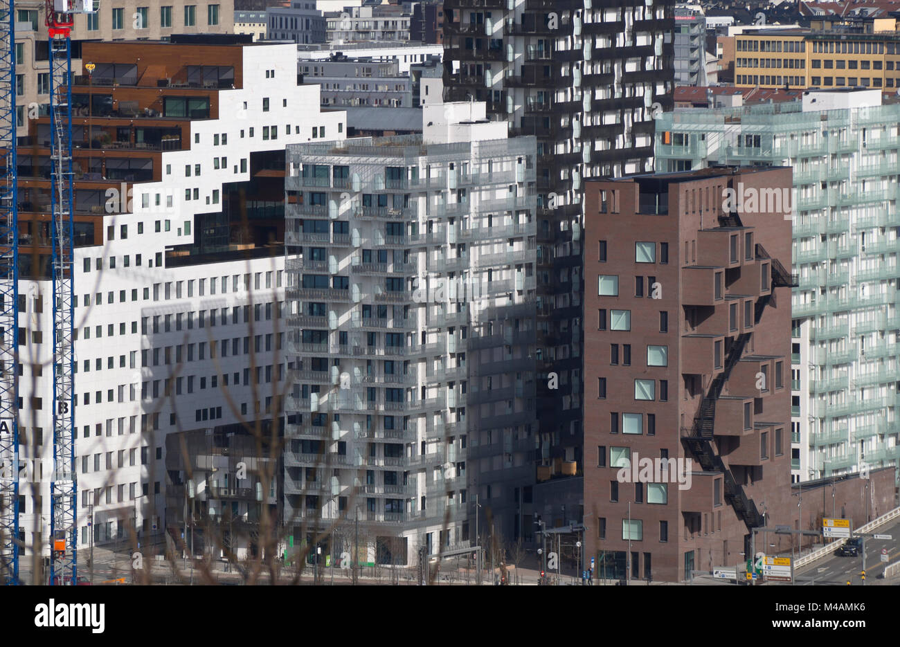 L'architecture norvégienne moderne dans la région de codes-barres en permanence dans le centre-ville d'Oslo, Norvège, ils affichent des styles différents,complémentaires Banque D'Images