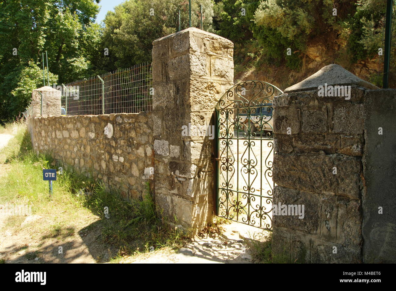 Péninsule Athos, la Grèce. La frontière terrestre de la République de moines près de la ville de Cordoue, sur la péninsule d'Athos. Banque D'Images