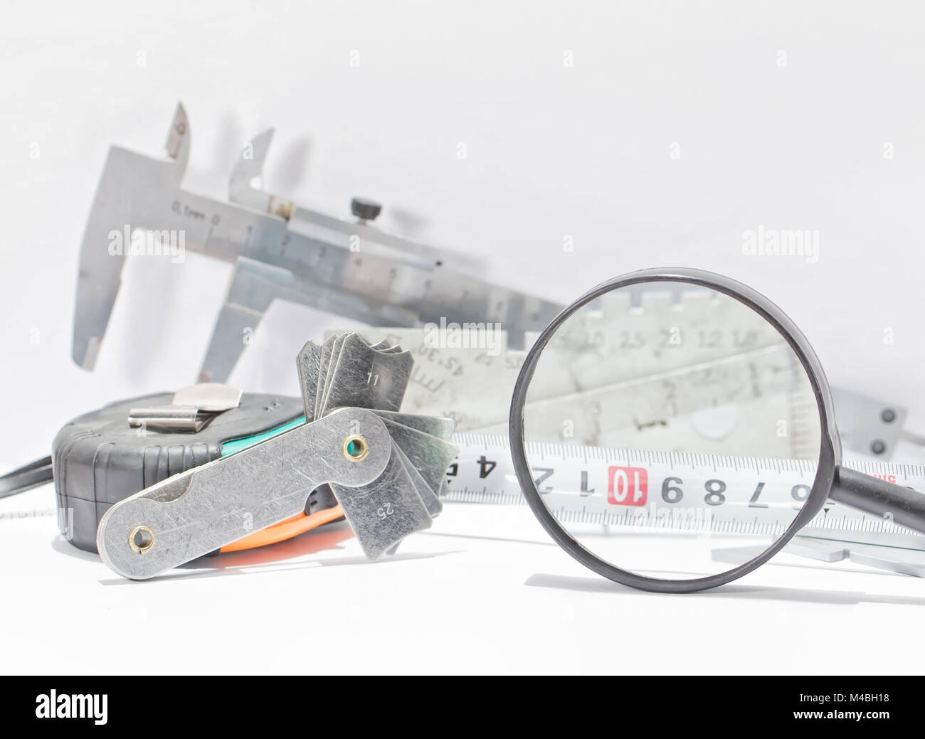 Instruments nécessaires pour la conduite et le contrôle visuel de mesure Banque D'Images