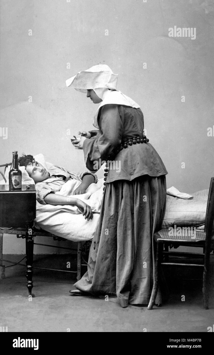 Santé,médecine,infirmière prend soin d'un patient,ca. 1900s,emplacement exact inconnu,France Banque D'Images