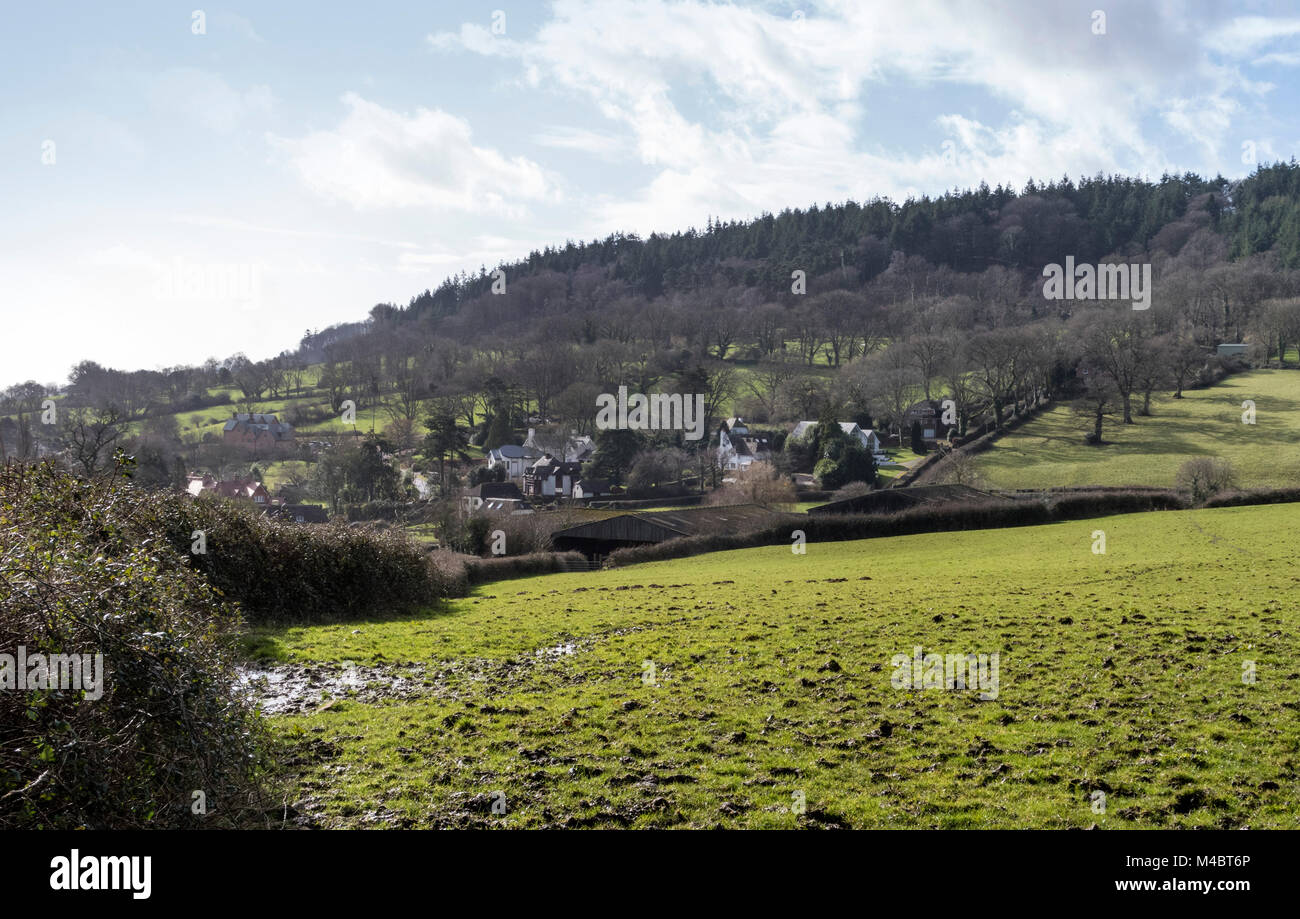 Vue sur Bickwell ferme vers la colline de pointe et Mutters Moor, dans la ville de Sidmouth, Devon, England, UK Banque D'Images Vue sur Bickwell ferme vers la colline de pointe et Mutters Moor, dans la ville de Sidmouth, Devon, England, UK Banque D'Images