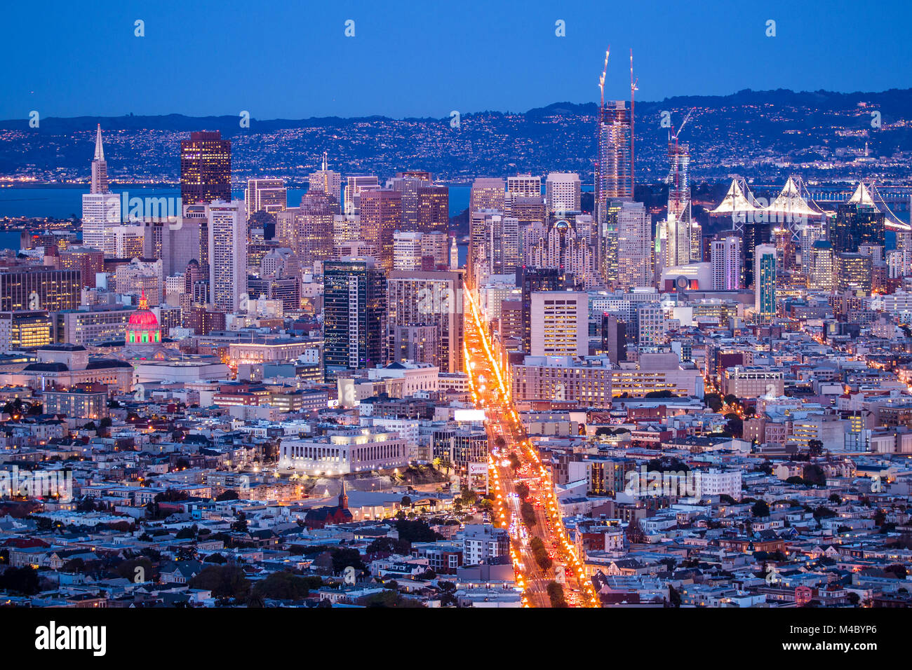 Vue sur San Francisco par nuit, en Californie aux USA Banque D'Images