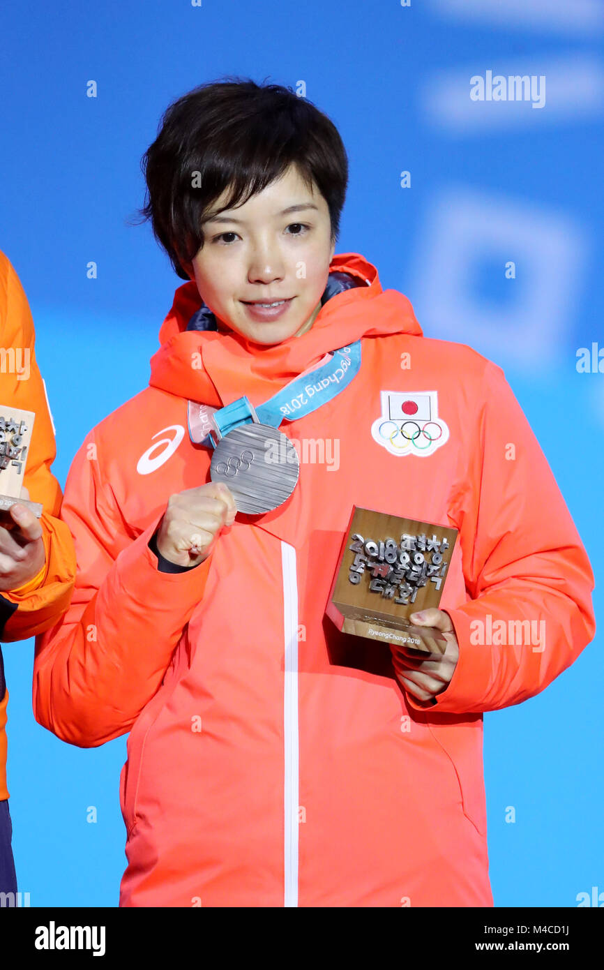 Gangneung, Corée du Sud. Feb 15, 2018. Nao Kodaira (JPN) : Patinage de vitesse 1000m femmes remise de médaille à PyeongChang Medals Plaza Pendant l'PyeongChang 2018 Jeux Olympiques d'hiver à Gangneung, Corée du Sud . Credit : Yohei Osada/AFLO SPORT/Alamy Live News Banque D'Images