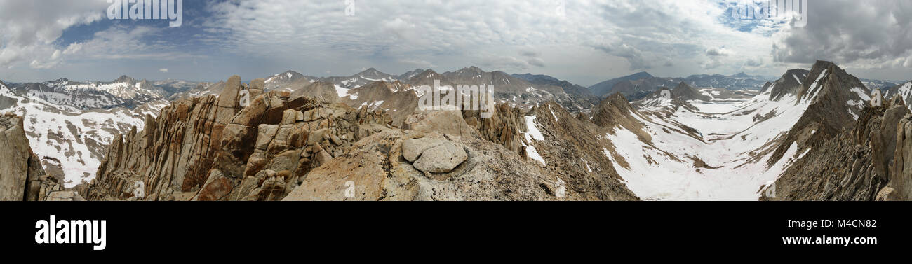 360 degré sommet panorama du pic de Bearpaw dans la Sierra Nevada de Californie Plage Banque D'Images