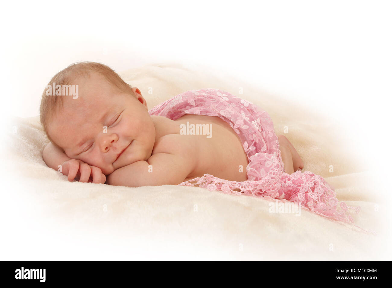 Naissance bebe Fille dormir dans des pépinières, beau bébé détendu et dormir Banque D'Images