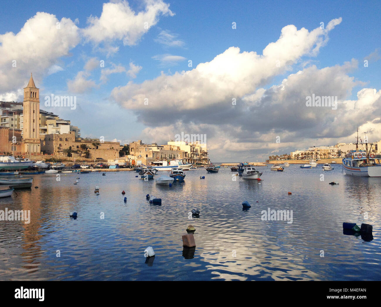 Village côtier, Marsaskala, Malte Banque D'Images