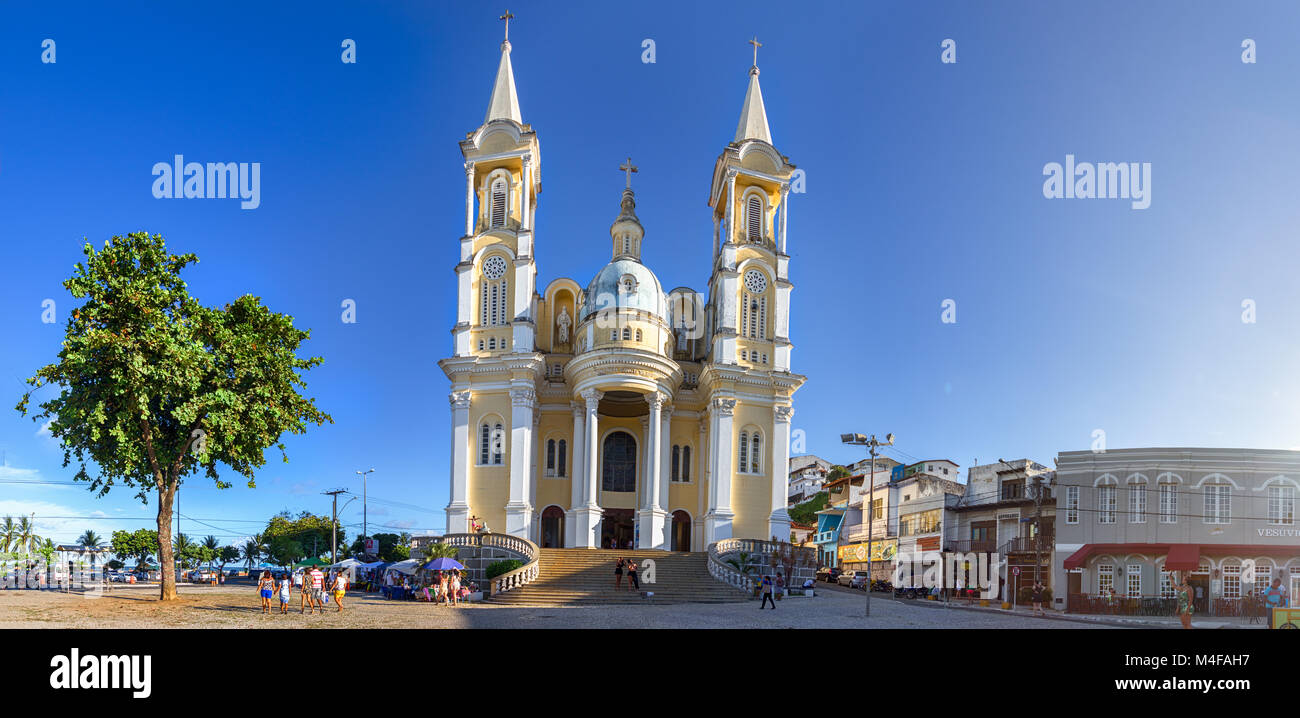 Ilheus, Bahia, Brésil - Février 14th, 2018 : vue panoramique de la cathédrale de St Sébastien situé dans le centre historique d'Ilhéus. Banque D'Images