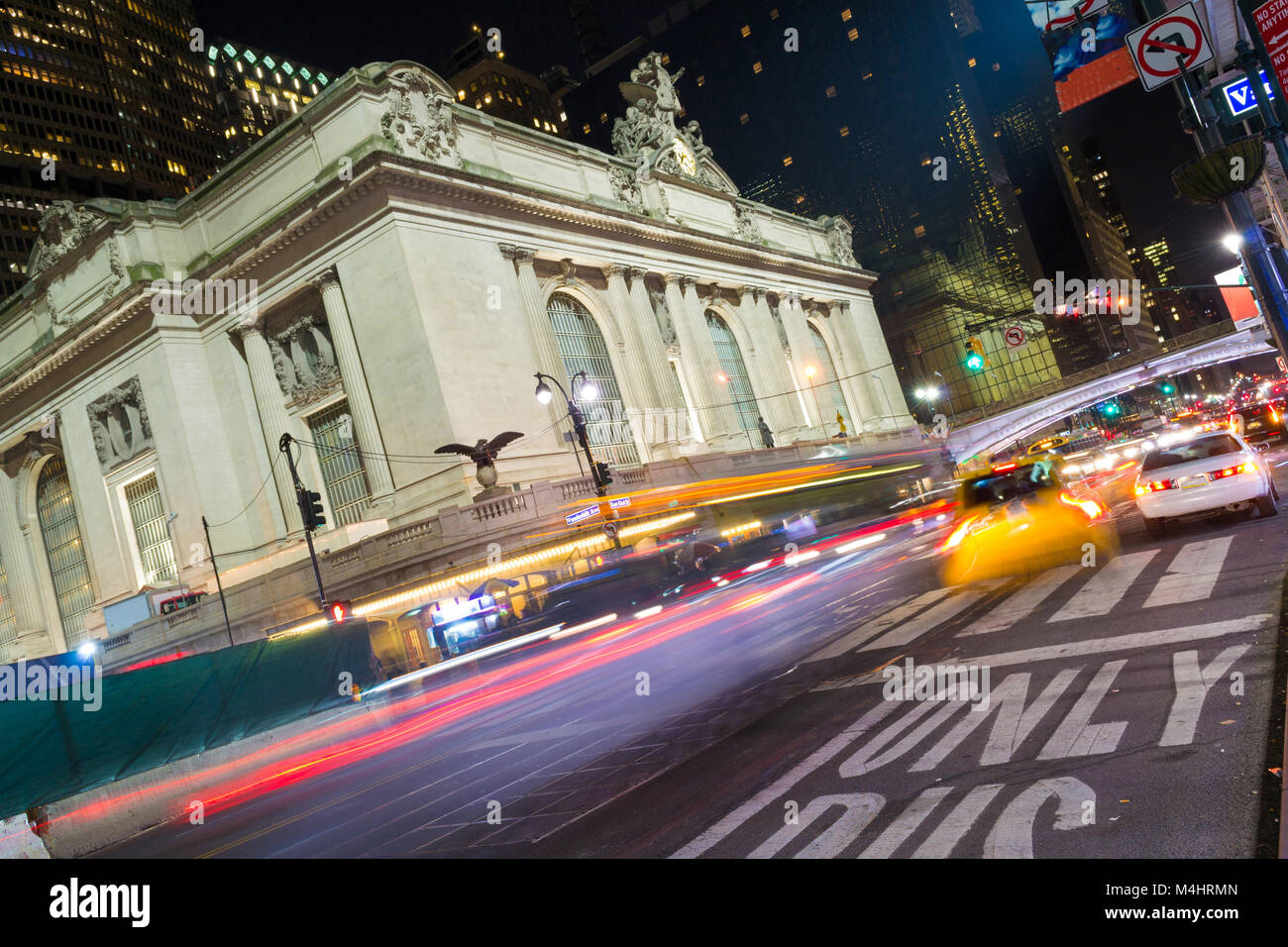 La façade de Grand Central Terminal de Park Avenue Banque D'Images