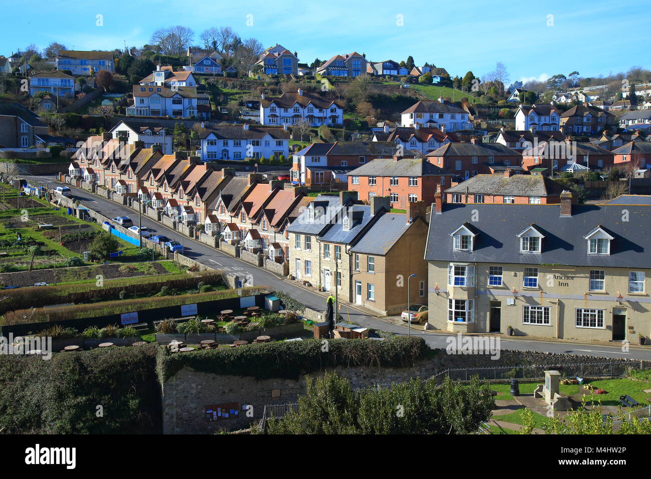 Joli village de pêcheurs de la bière dans l'est du Devon Banque D'Images