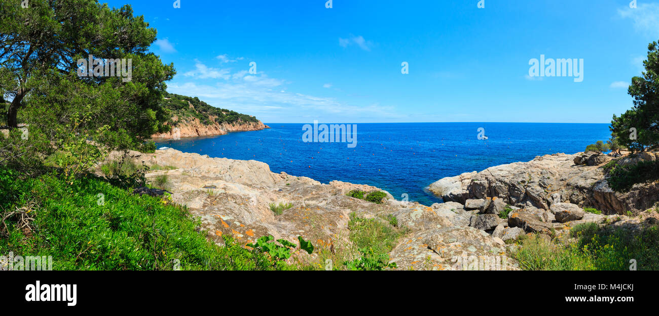 Baie de Tamariu, Costa Brava, Espagne. Banque D'Images