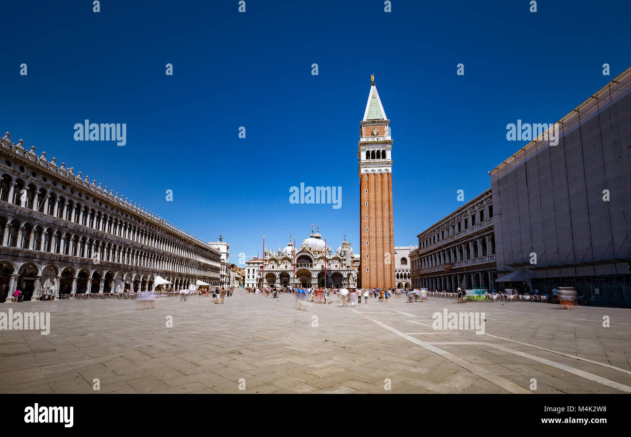 La Place Saint Marc à la place Saint-Marc de Venise, Vénétie, Italie. Banque D'Images