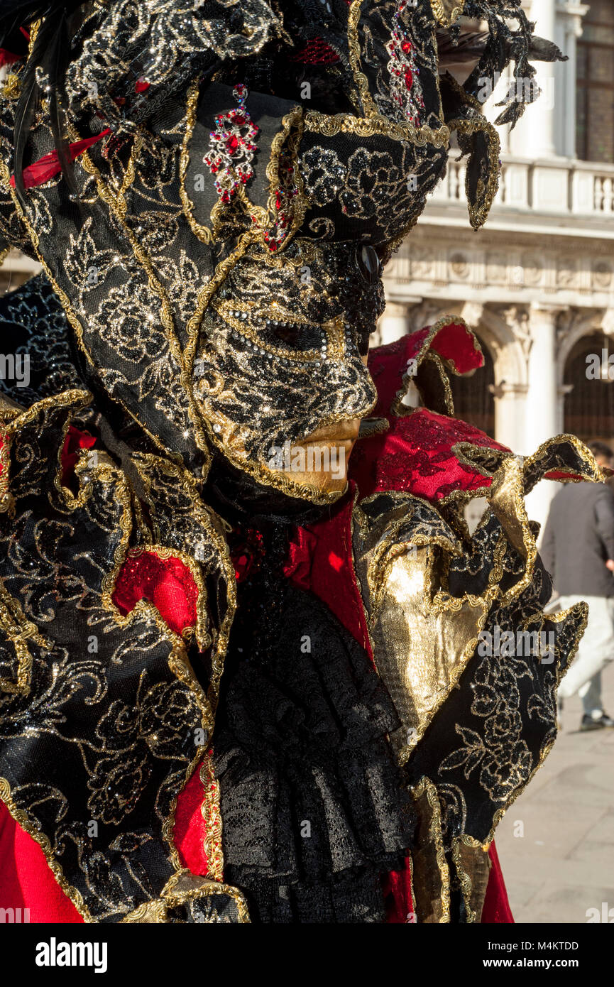 Venise, Italie - 6 février 2018 - Les masques du Carnaval 2018. Le Carnaval de Venise (Italien : Carnevale di Venezia) est un festival annuel tenu à Ven Banque D'Images